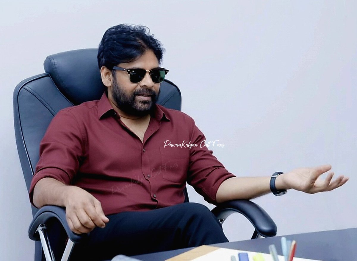 PawanKalyanCF's tweet image. King of Attitude Aura & Swag one & only Kalyan 😎🔥
#TheyCallHimOG #PawanKalyan