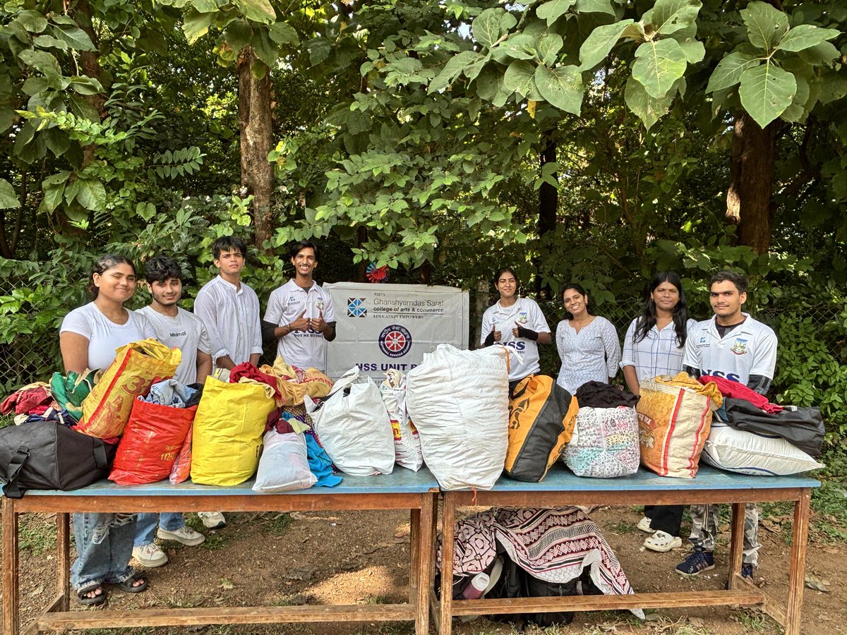 NSS_B27's tweet photo. JAI HIND 🇮🇳
The NSS Unit B27 of Ghanshyamdas Saraf College of Arts and Commerce illuminated hearts this Diwali with our 'Donate Dil Se' initiative, bringing smiles to the Dalvipada community.
Thanks &amp; regards,
NSS Unit B27🌼 https://t.co/1qjbxu9ONO