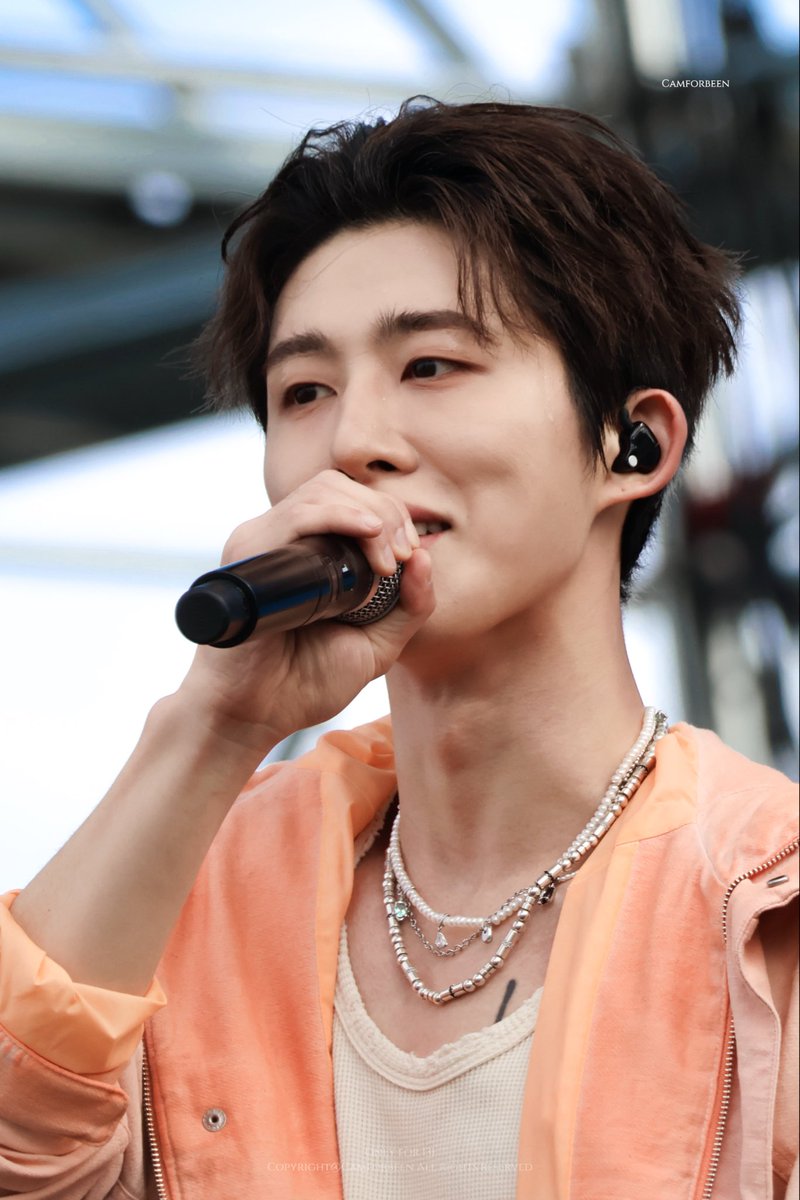 camforbe1n22's tweet photo. 251019 madly medley

🥕

#비아이 #김한빈 
#KIMHANBIN #HANBIN #BI  
#2025매들리메들리 https://t.co/JVoYakOoK9