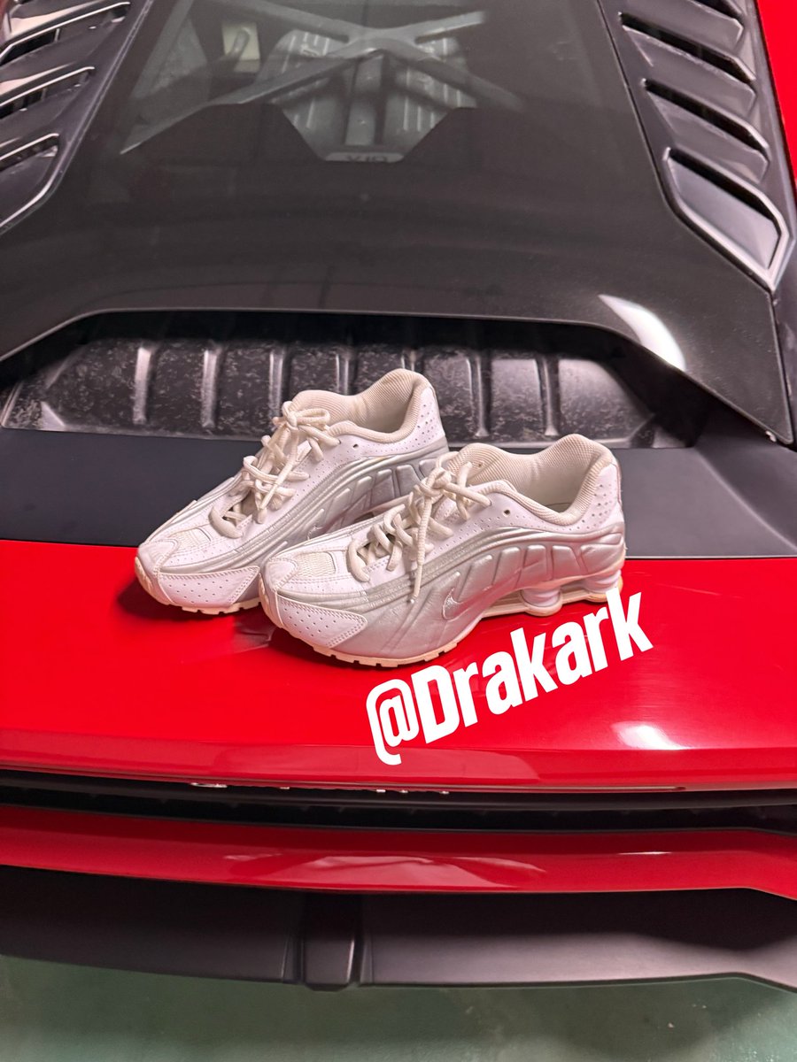 不是Drakark tweet media