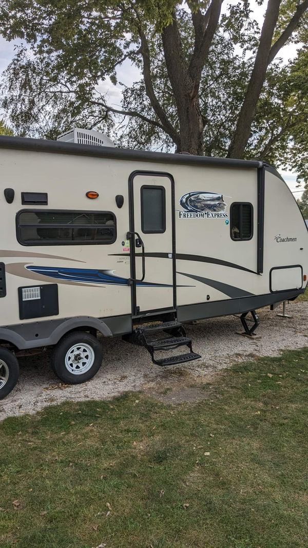 chris_hansen72's tweet image. Looking to invest in caravans? Our samples are your first step toward profit.”