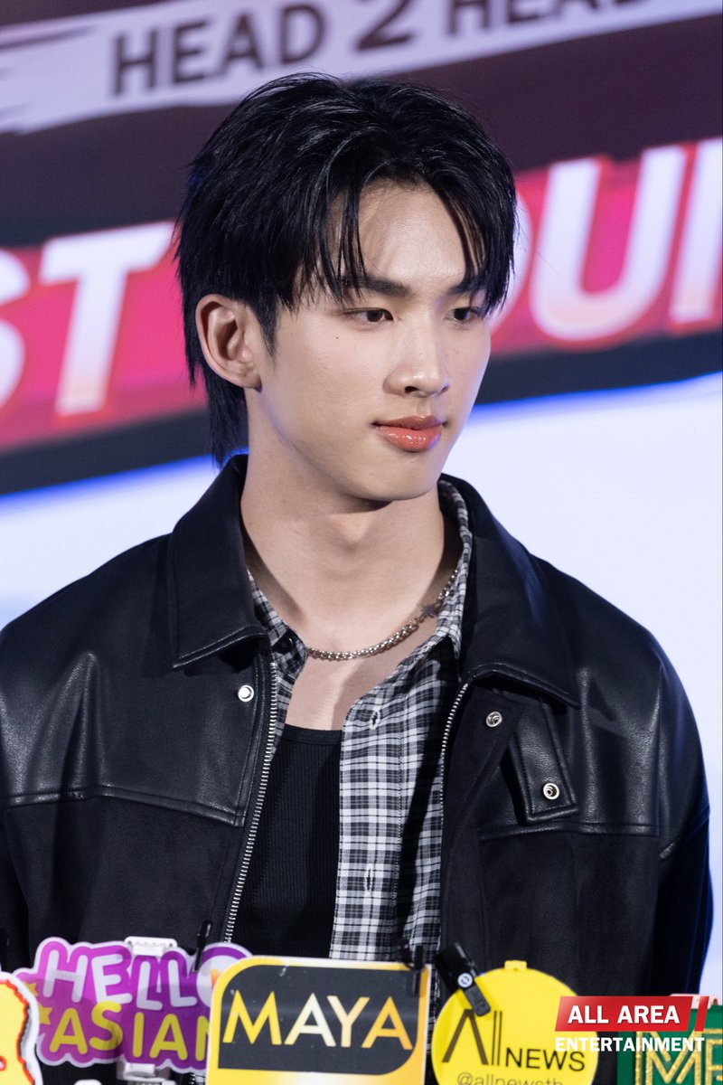allarea_ent's tweet image. “เซิร์ฟ พชร” ขณะสัมภาษณ์ในงาน “ไหนใครว่าพวกมันไม่ถูกกัน Head 2 Head : The First Round”
HEAD 2 HEAD SERIES EP1
#H2HseriesEP1 
#swensurf #SurfJava