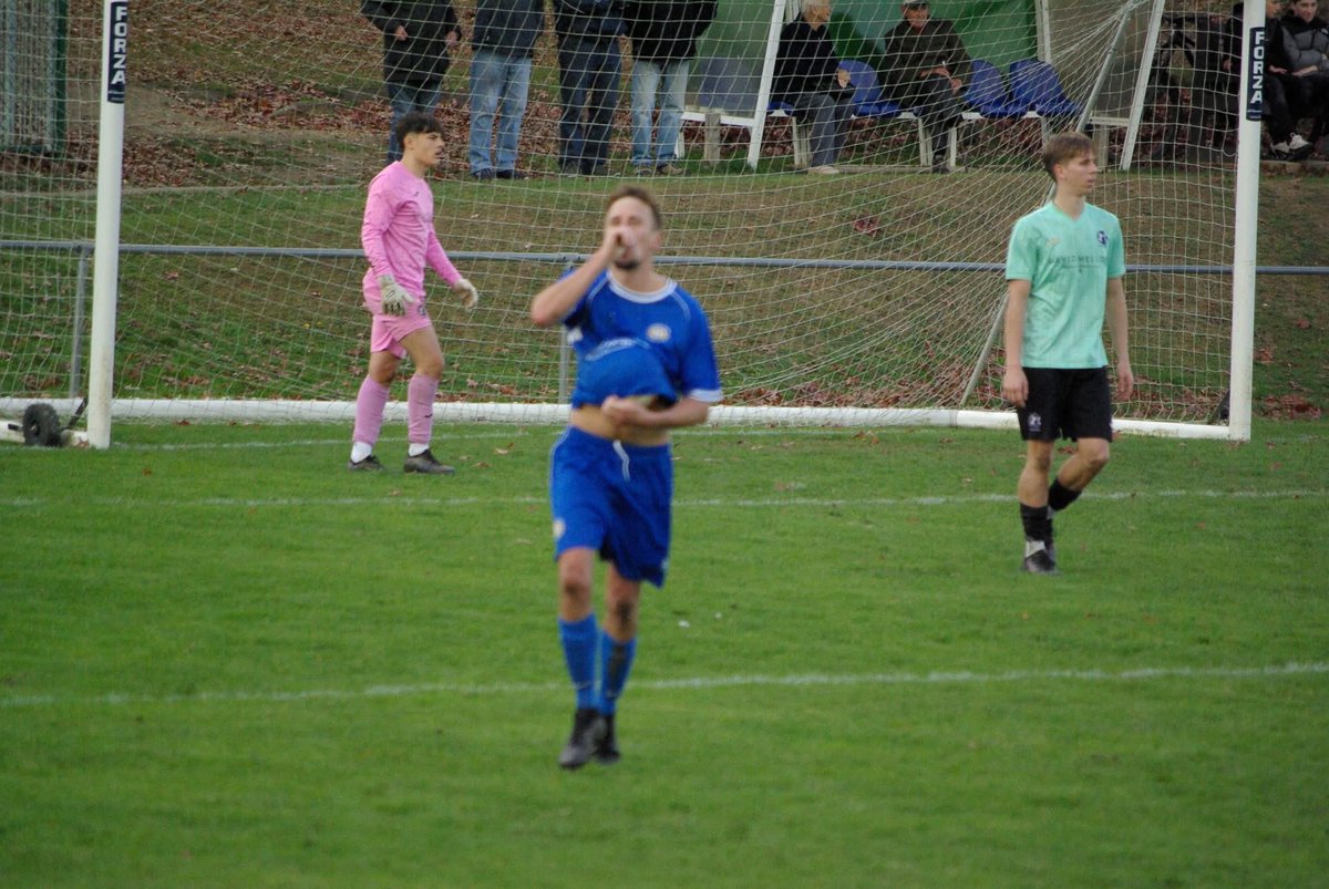 𝗙𝗧 | Liphook United FC Reserves 2️⃣ <a href="/afcstoneham_dev/">AFC Stoneham Development</a> 3️⃣

Goal Scorers
Steve Harding ⚽️
George House ⚽️

#uptheblues