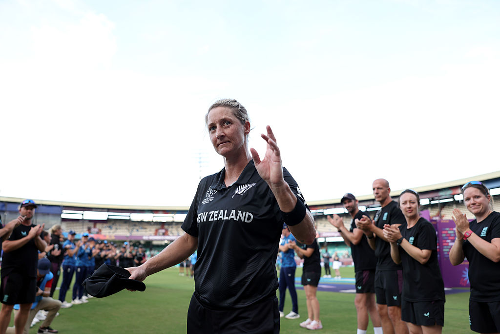 England pick up another win to round off the league stages on a high!!

However, the moment truly belonged to Sophie Devine as she bid farewell to ODI cricket 🫡
