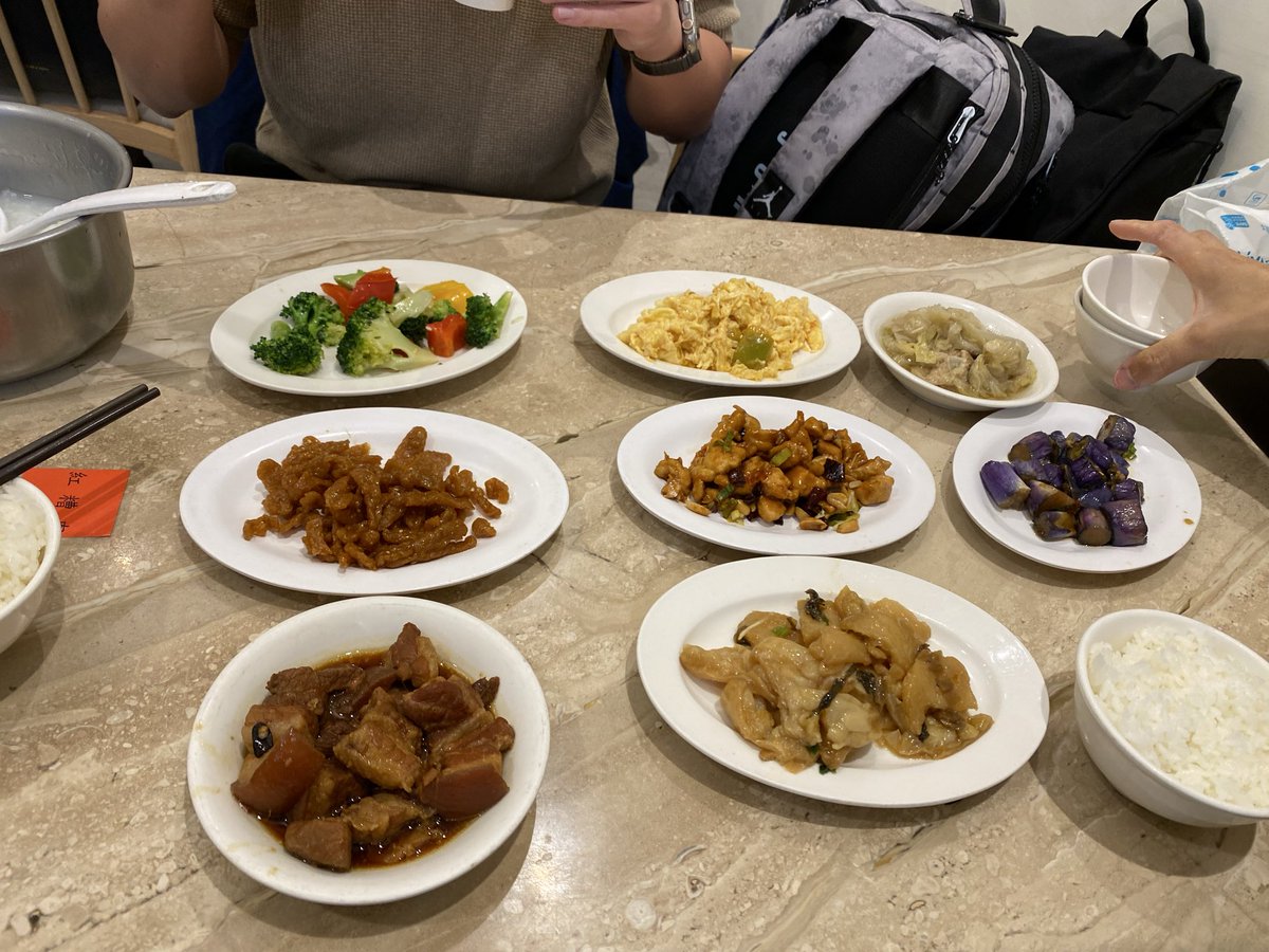 小李子清粥小菜