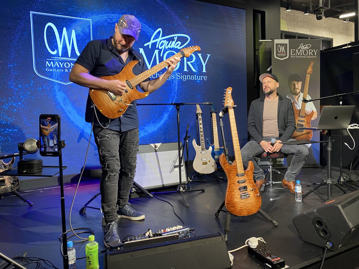 NaonoriF's tweet photo. #MayonesGuitars & #AlexHutchings Special Guitar Clinic @ #IKEBESHIBUYA
【特記事項】
#MAYONES の正しい発音は #マヨネス
#MAYONES の正しい発音は #マヨネス
#MAYONES の正しい発音は #マヨネス
🇵🇱態々ポーランドからお越しのCEO様から直々の大事なお告げなので3回書きました📣📢📣📢📣📢 https://t.co/a9XIuzmo1y