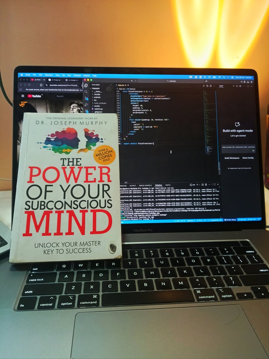 GprsPradeep's tweet image. Just me , coding and this book for upcoming days 📚❇️.