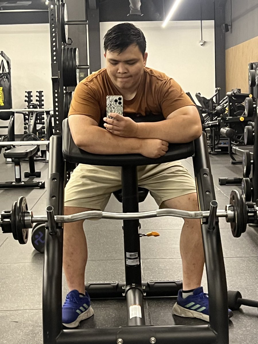 path_variable's tweet image. serius amat bg