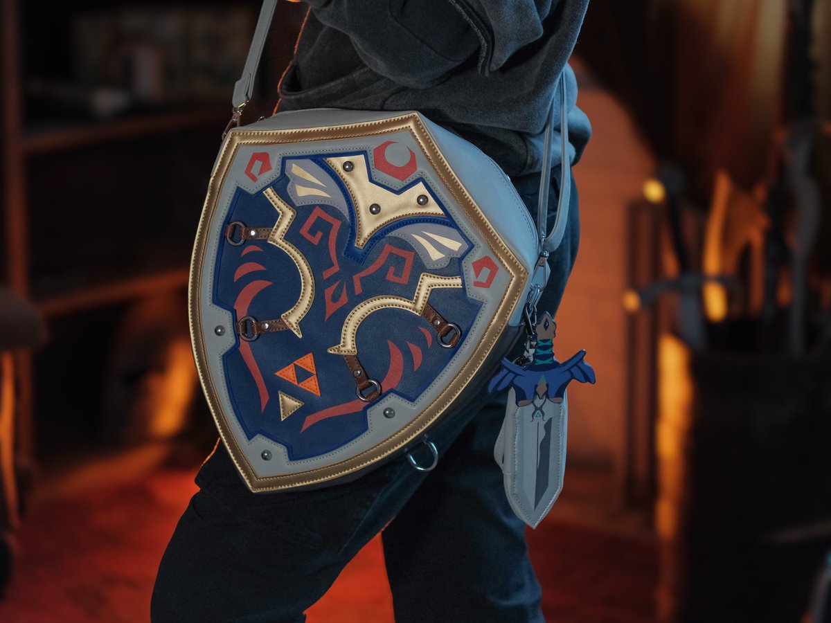 knockthrice's tweet image. can I get a “hyyyAH” in the chat?⚔️ [ps. restock in Monday]