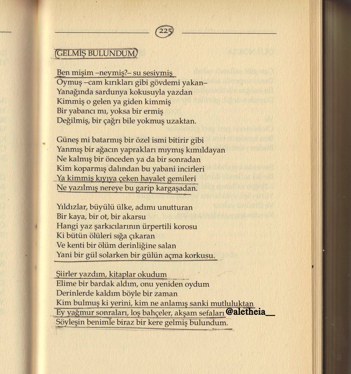 aletheia__'s tweet photo. Şiirler yazdım, kitaplar okudum 

Ey yağmur sonraları, loş bahçeler, akşam sefaları 
Söyleşin benimle biraz bir kere gelmiş bulundum.

edip cansever https://t.co/CvTYiEmRnO