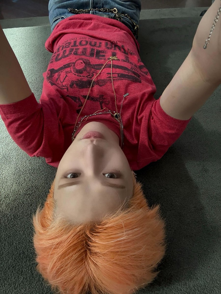 sngriu's tweet image. streets are calling u a lesbian and this is how u response