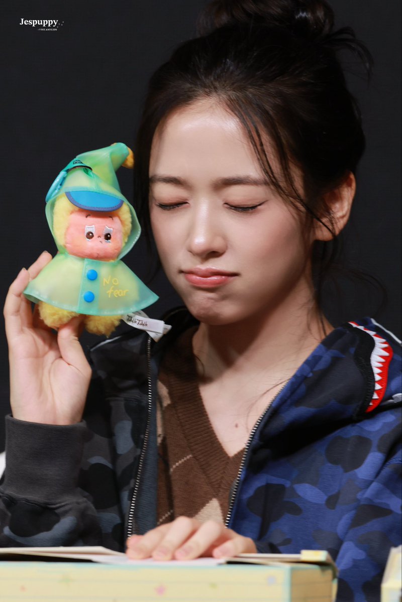 Jespuppy_901's tweet image. 251026
💢🥹😁
#YUJIN #ANYUJIN
#안유진 #ユジン
#IVE  #아이브