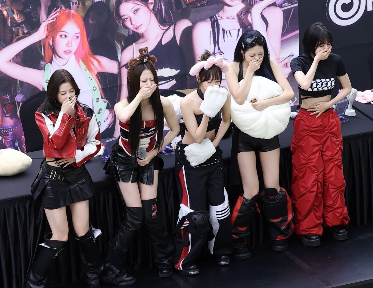 gwangsoonnie's tweet image. 🤢🤭