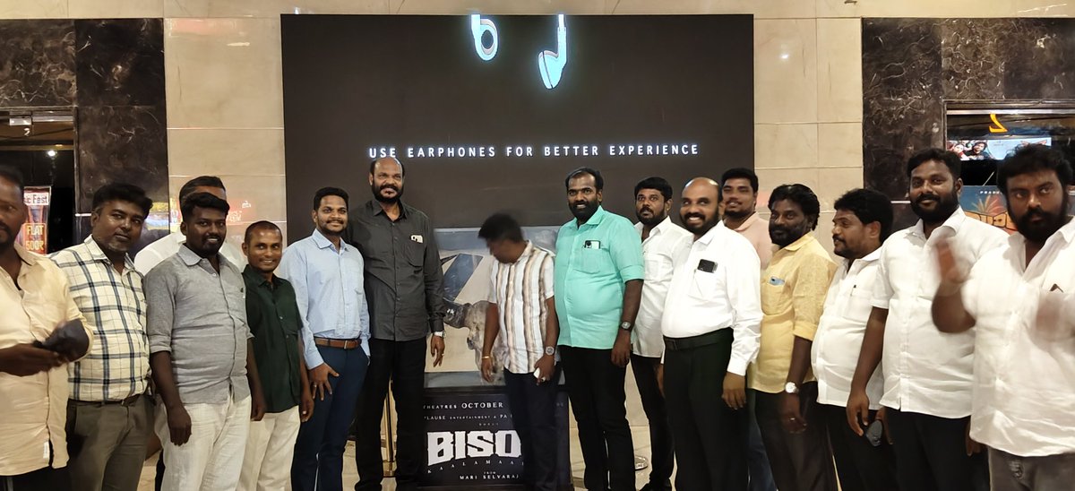 அண்ணன் <a href="/JohnPandianTMMK/">John Pandian</a> அவர்கள் தோழர்களுடன் இன்று பைசன் படத்தை பார்த்து ரசித்தார்.
#BisonKaalamadan