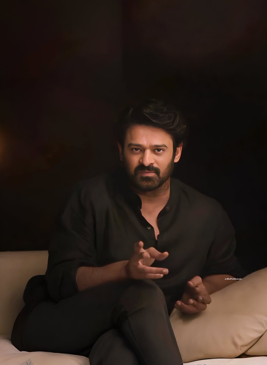 dhaProblematic's tweet image. Looks lo GenZ ki Kuda Competition Istunnav Drlng ♥️ !!
#Prabhas