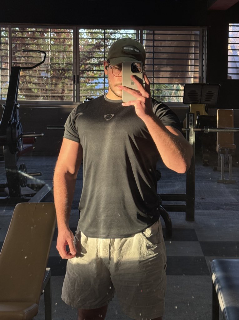 itzjoee4's tweet image. Make you mine