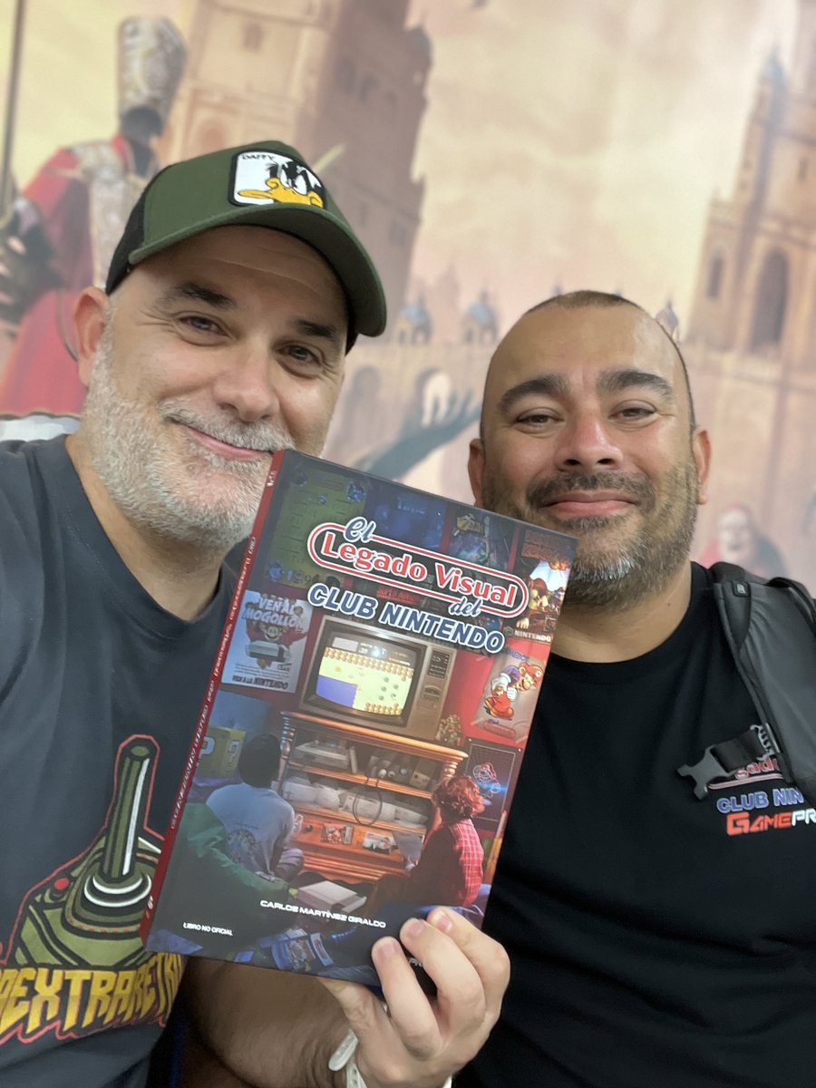 Que no crecí a la vera de una Nintendo, se sabe.
Que no conozco apenas nada del Club Nintendo, os lo digo.
Que el PEDAZO de libro de
<a href="/CarlosM48735526/">Seijurou_club_nintendo</a> y publicado por <a href="/GamePressEd/">Game Press</a> me lo voy a devorar para conocer TODO sobre el Club Nintendo, os lo aseguro.