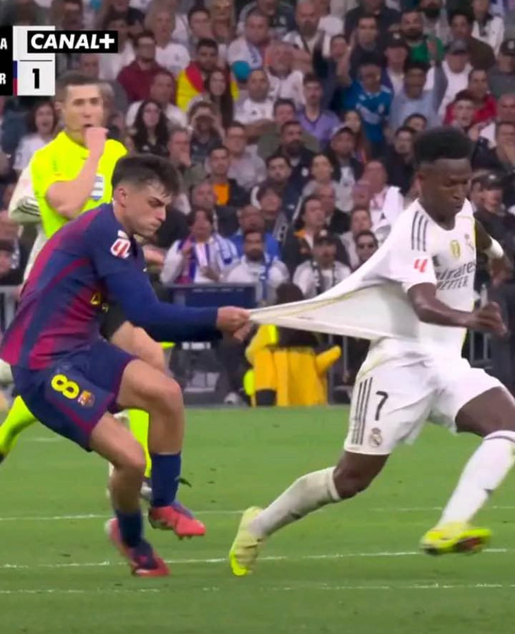 Oooh ça c’est fort 
PEDRI BANDELA ELOKO WANA
😂😂😂😂