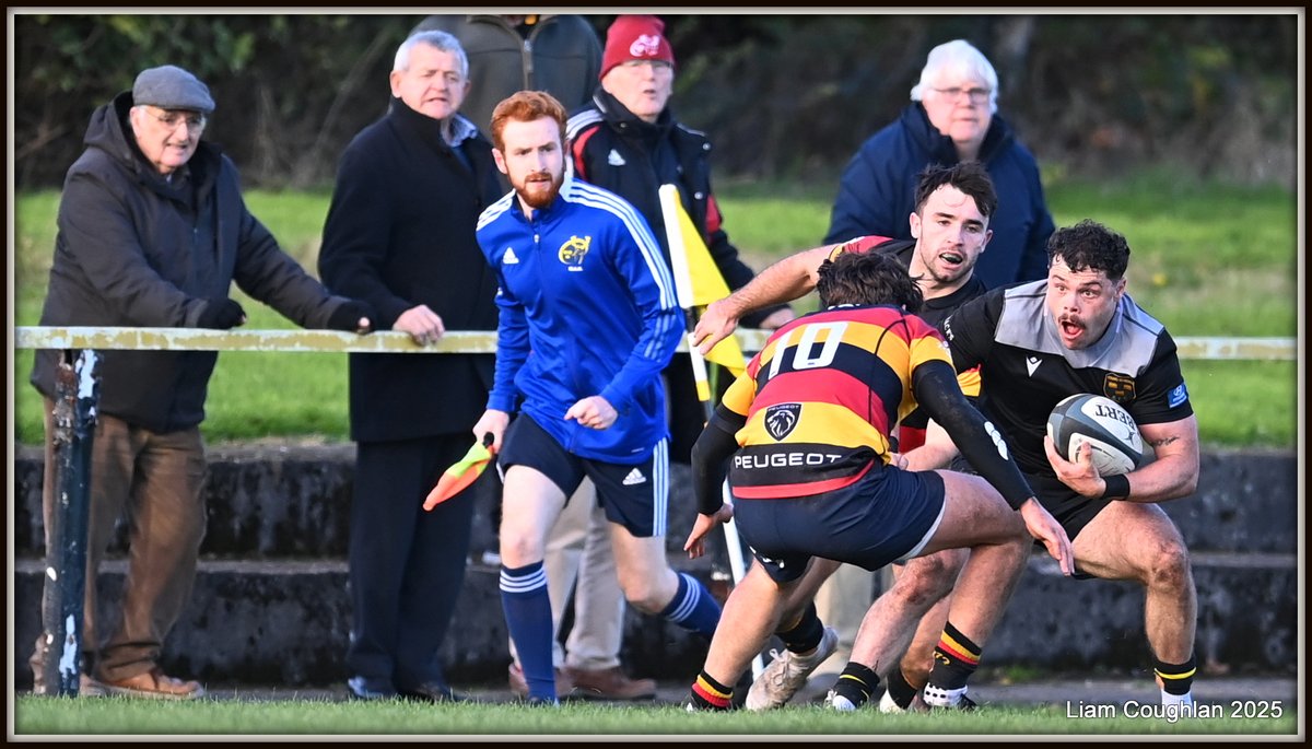 Liam09C's tweet photo. What! Losing by the odd try in eleven! @YoungMunsterRFC played to the crowd with adventure, to the coach's dismay. @LansdowneFC duly joined in, well the sun shone. A "W" can't come soon enough for the #Cookies at this stage. Hubert Gilvarry trying weekly! #Limerick #AIL #IRFU https://t.co/qGeWcyizP6