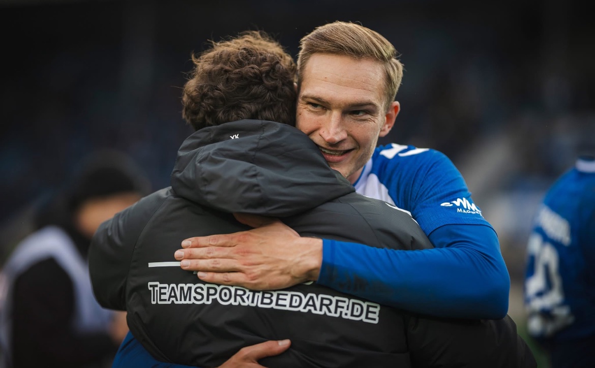 1fc_magdeburg's tweet photo. Clubfans, wir genießen den ersten Heimdreier. Weiter voran!
#FCMPRM #EINMALIMMER https://t.co/ZuJt4U3GKw