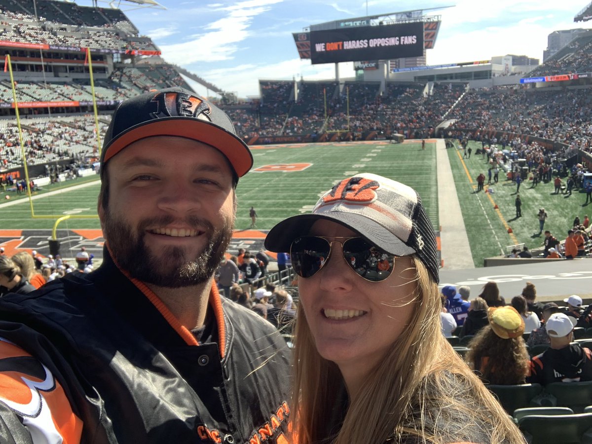 tgripp88's tweet photo. Go Bengals!! @EvanGrippa @Bengals #RuleTheJungle #WhoDey https://t.co/9CSNZGIoeu