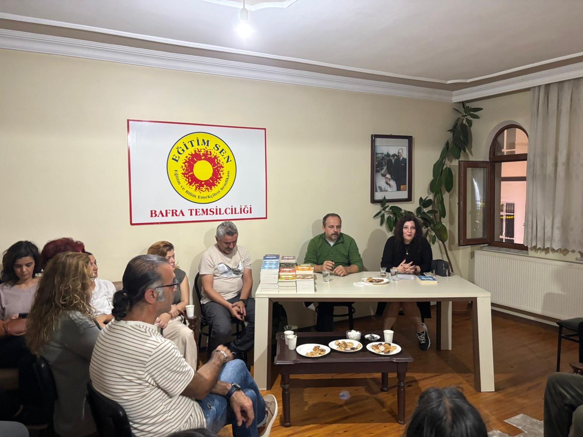 Eğitim Sen Bafra Temsilciliği olarak, yeni dönem Türk Edebiyatının güçlü kalemi MAHİR ÜNSAL ERİŞ ile keyifli bir söyleşi gerçekleştirdik!