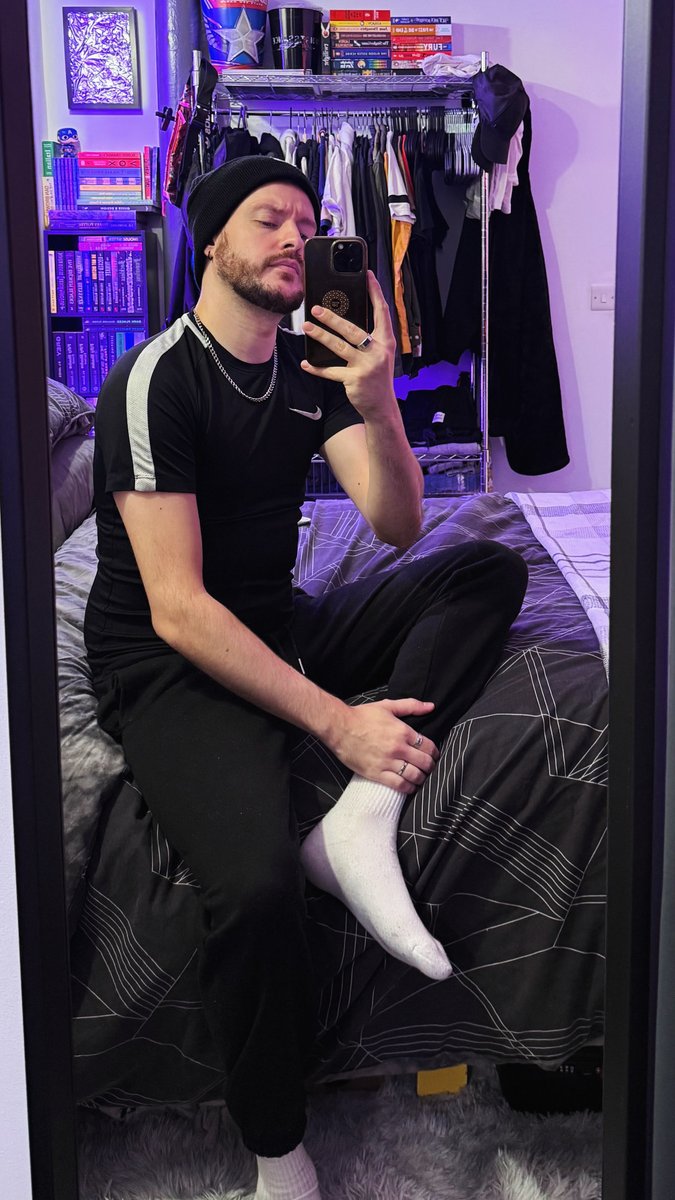 Can’t beat a Sunday chill 😎