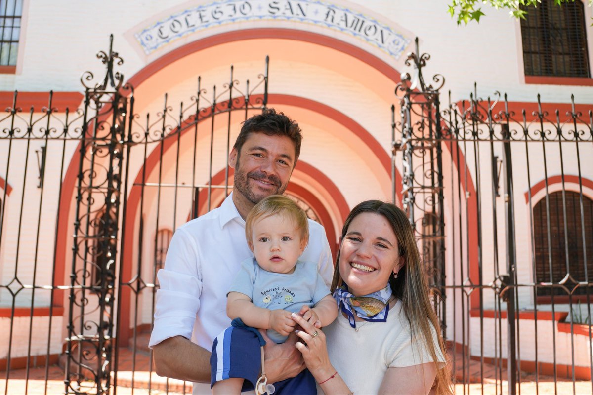 juanmonteverde's tweet image. Hoy puede empezar una nueva historia. Andá a votar con la ilusión intacta, porque sobran razones 🇦🇷