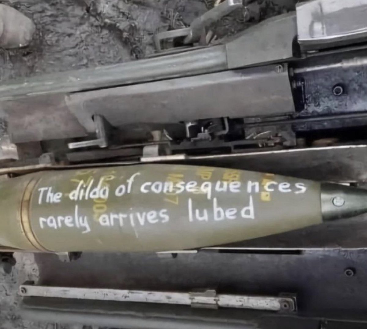 TonyNatif's tweet image. Because you did the same to Kitale Shafiq? 

Why preach water and drink wine? You and your buddies allegedly put your hands on a fellow student, mobilized others to kill suspected homosexuals but now you want a sit down because the consequences of your behavior are visiting you?…