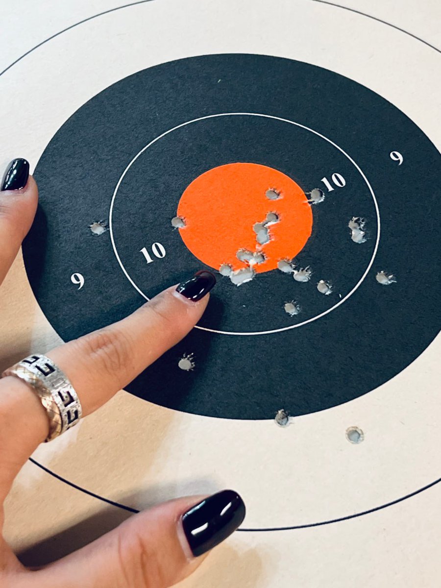 🔫 Unlock new skills! Experience shooting for the first time