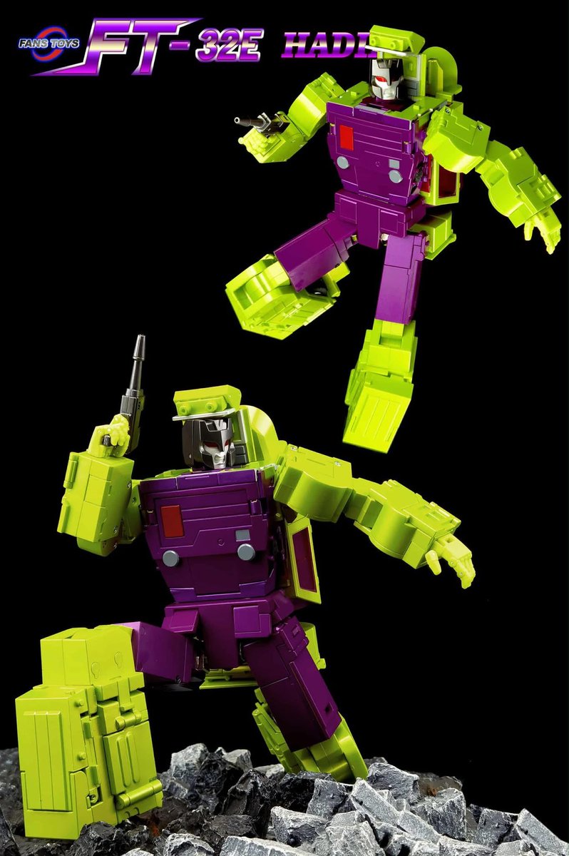 Talib1980's tweet image. Devastator Wars!! 
New from FansToys FT-32E Hadid. Their version of a masterpiece Mixmaster.

#fanstoys #fantasticmodel #3rdpartytransformers #Transformers #Hasbro #TransformersComics #TransformersTimelines #TransformersToys #MoreThanMeetsTheEye #MTMTE  #TransformersCollector
