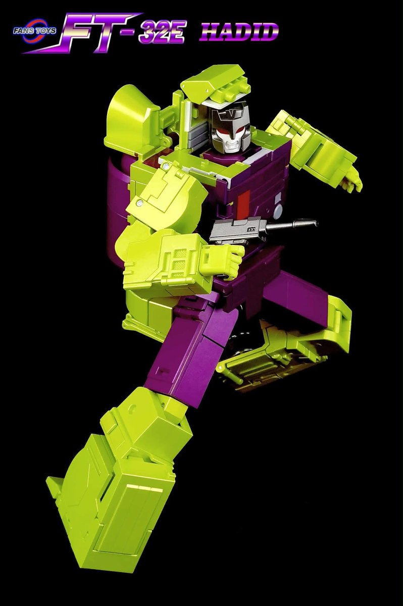 Talib1980's tweet image. Devastator Wars!! 
New from FansToys FT-32E Hadid. Their version of a masterpiece Mixmaster.

#fanstoys #fantasticmodel #3rdpartytransformers #Transformers #Hasbro #TransformersComics #TransformersTimelines #TransformersToys #MoreThanMeetsTheEye #MTMTE  #TransformersCollector