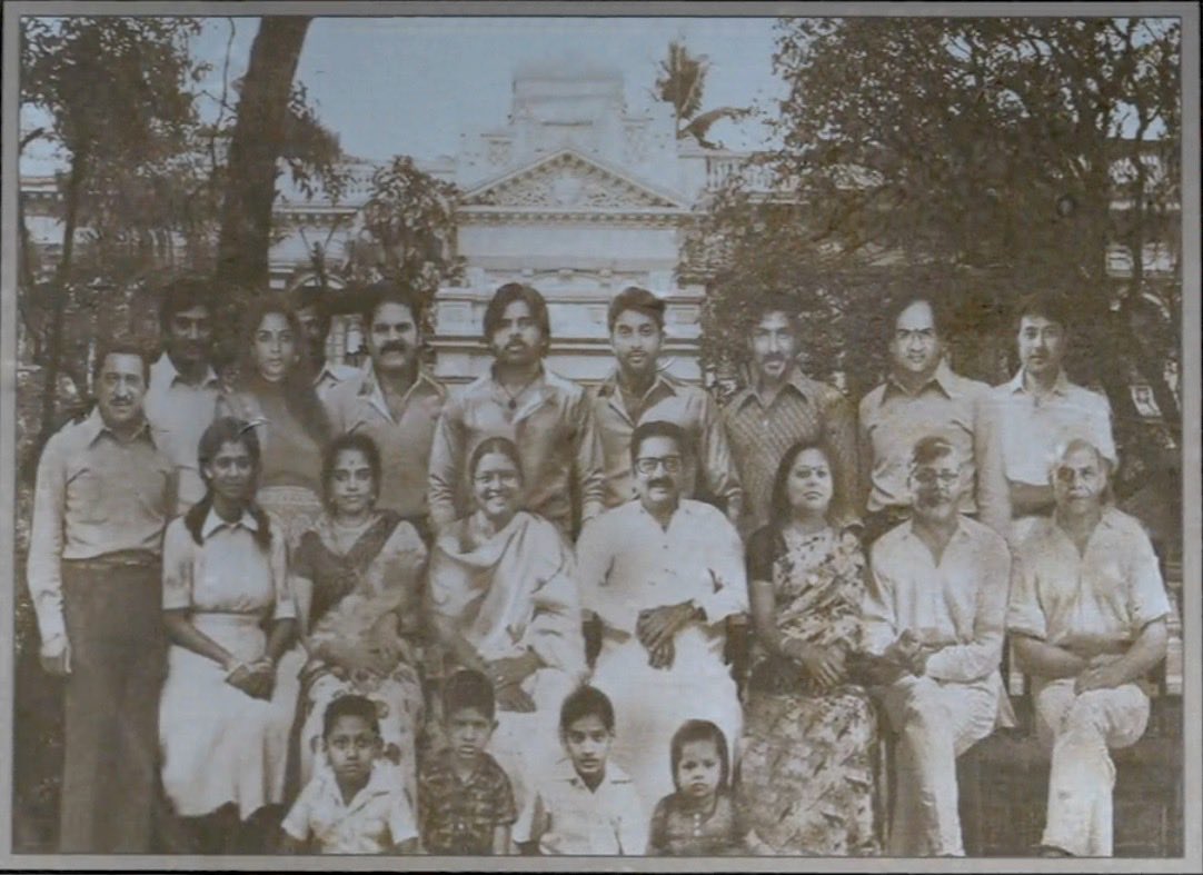 EstrellaDePoder's tweet image. Rey , evarraa meeranthaa 😂?

#TheyCallHimOG