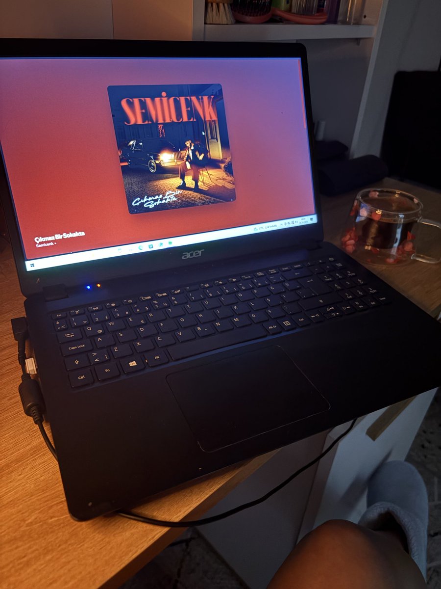 Ayşe Aksoy (@ayseaksoyy1) on Twitter photo 