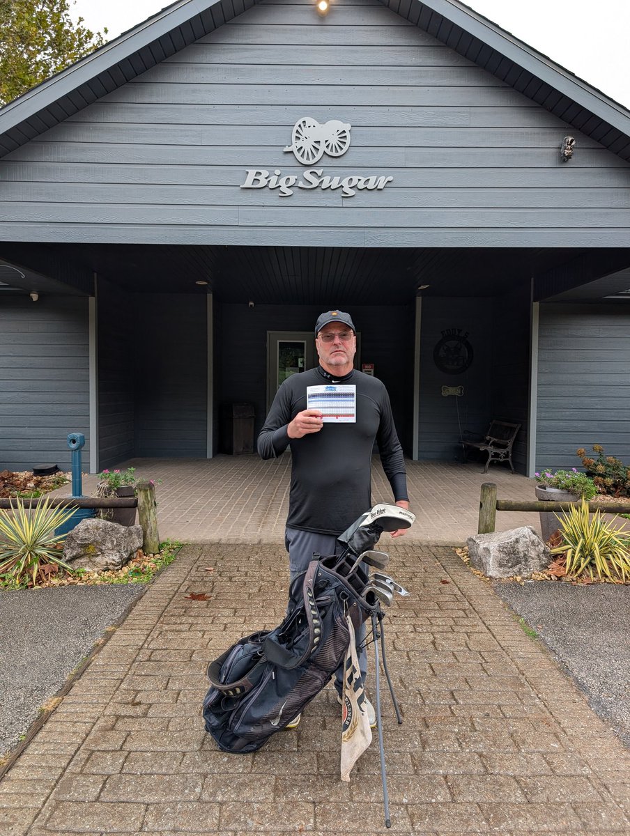 John E. King tweet media