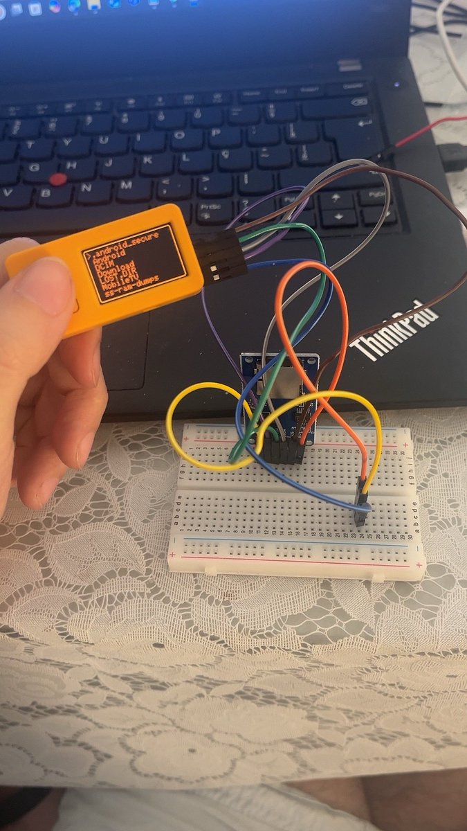 bagoduro's tweet image. Primeiro módulo conectado com sucessor, agora posso soldar na placa
#esp32 #esp32project #M5Stack #m5stickc #arduino