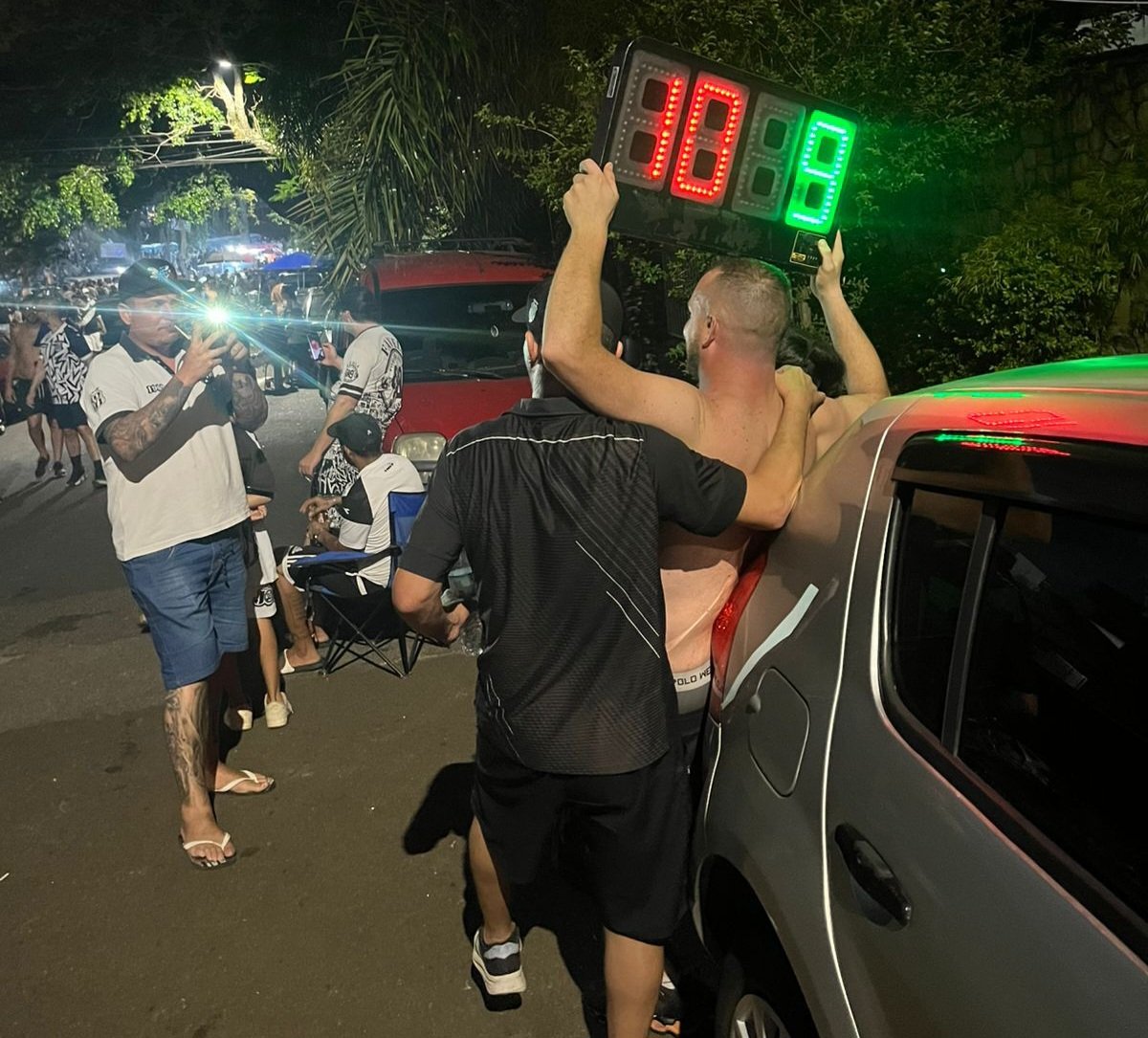 lucas_rossafa's tweet image. Uma placa eletrônica está aqui!