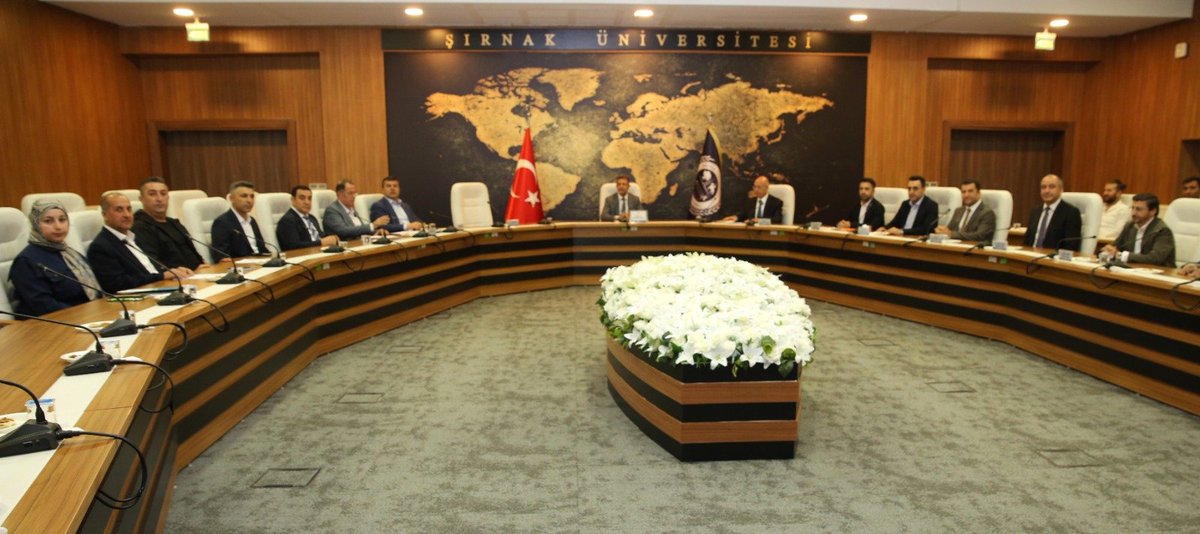 “Meslek yüksekokulları eğitimi iş birliği protokolü” kapsamında istişare toplantısı düzenlendi 

sirnak.edu.tr/tr/aktivite/-m…