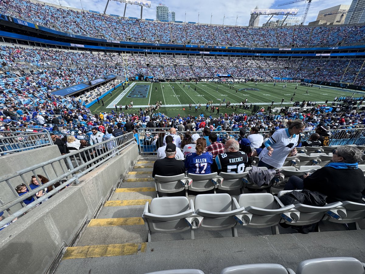 There are waaaay too many Bills fans here. 🤦‍♂️🤦‍♂️