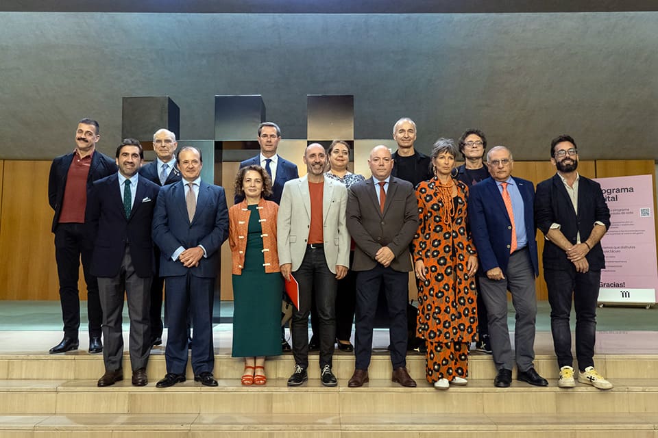 TodalamusicaEs's tweet photo. Premiados del XXI Certamen Nuevas Voces Ciudad de Sevilla | https://t.co/5dg5uj7sxF | @Maestranza | @ASAOSevilla | @jamenndez | @RocioCastroRios https://t.co/2UEDKZkDfF