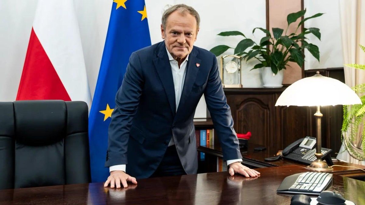jurgen_nauditt's tweet image. I fear it's already too late to prepare well for all threats, but not too late to survive, — Donald Tusk.

No European country can live in the "sweet illusion" of being spared from the war between NATO and russia, said the Polish Prime Minister. "You have no chance of winning if…