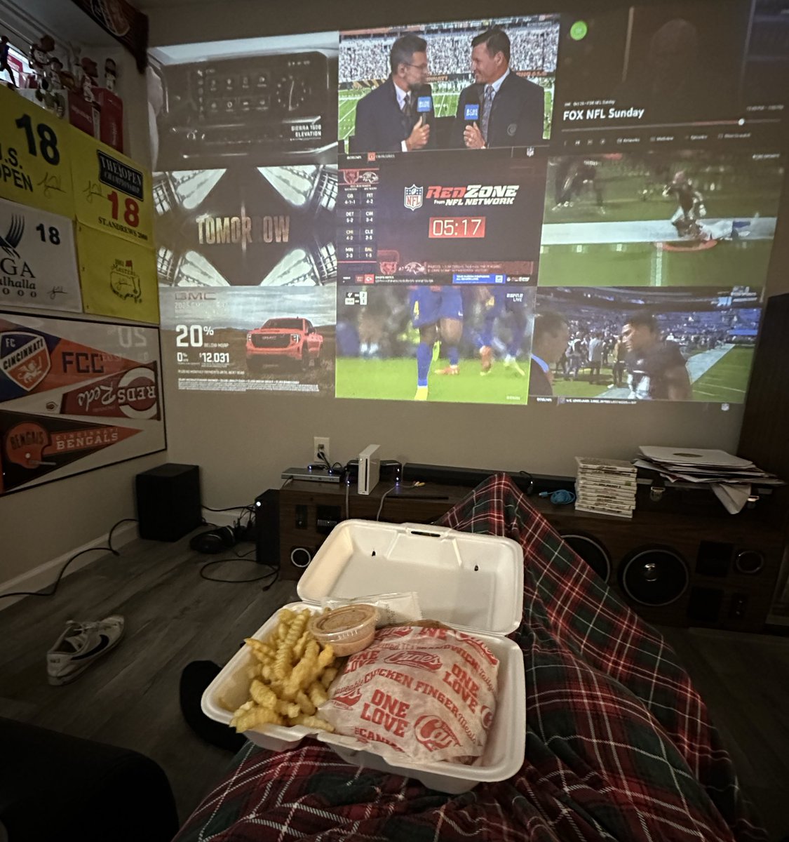 GratefulKeg's tweet image. I might log less than 200 steps today.