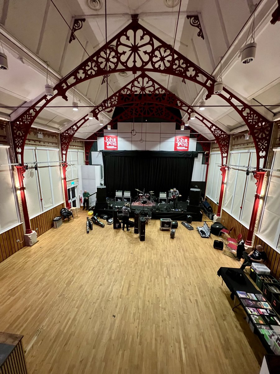 The Wedding Present have returned to Stowmarket. Tonight our 40th anniversary tour brings us back to the John Peel Centre, where we will be performing with Paolo Ruiu. scopitones.co.uk/forthcomingcon…