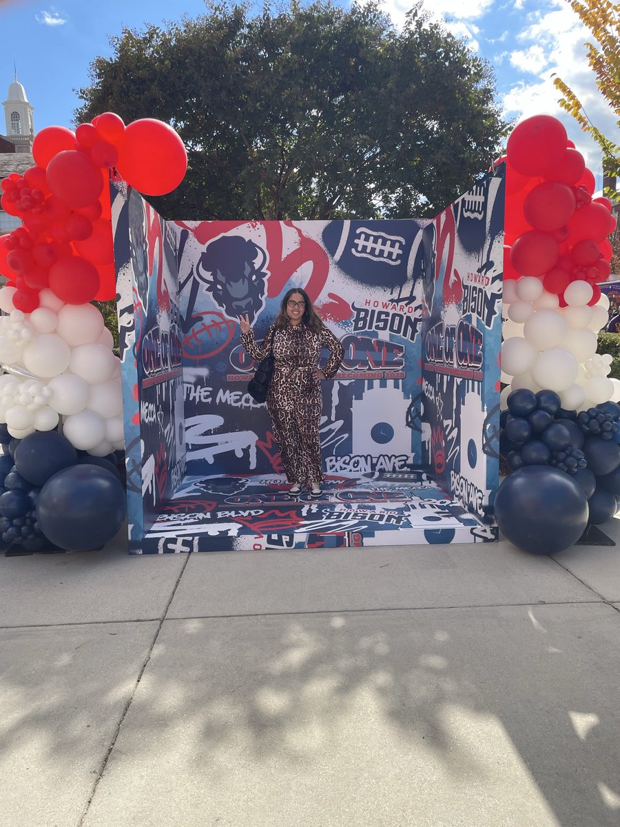 cmansfield27's tweet image. Homecoming SZN is almost over. It’s always great seeing friends who became family. 🦬 

#OneOfOne 

#HUHomecoming