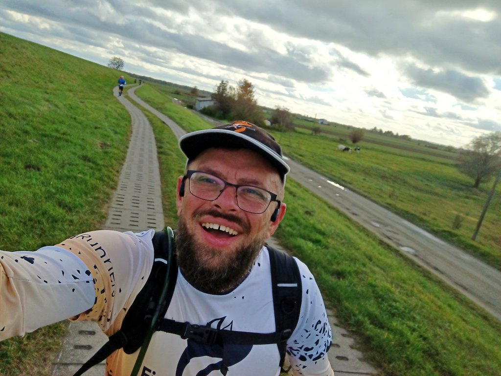 ABfotka's tweet photo. XIII Półmaraton Nadwiślański - Szlakiem Doliny Dolnej Wisły w Tczewie 😁
#run #running #runner #halfmarathon #tczew #beardedrunner https://t.co/02055qDPA0