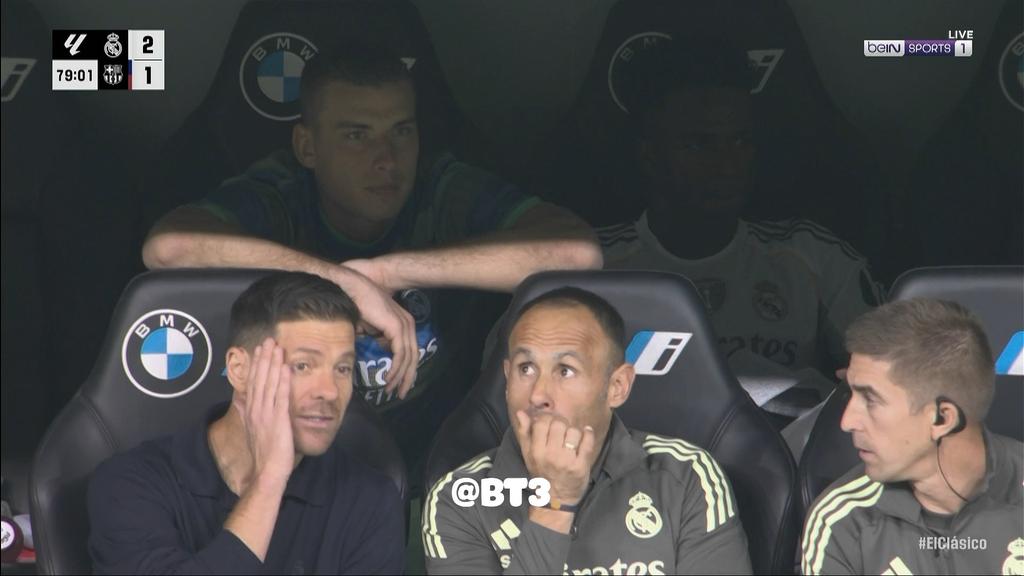 AdriRM33's tweet image. ¿Entiendes a Vinícius por el enfado?

¿SÍ O NO? 👀