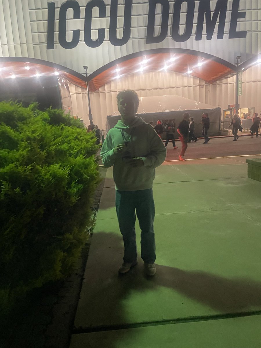 Had a great time visiting Idaho State last night with my bro <a href="/LincolnReutzel5/">Lincoln Reutzel</a> ! Great culture, great coaches, great facilities! Awesome place to be.
<a href="/CoachAnguay_ISU/">CoachSamsonAnguay</a> <a href="/CoachRandall_/">Mason Randall</a> <a href="/gnduff/">Grant Duff</a> <a href="/Coach_Sully_/">Conor Sullivan</a> <a href="/CoachBlevinsISU/">Buddy Blevins</a> <a href="/CodyHawkins/">Cody Hawkins</a>
