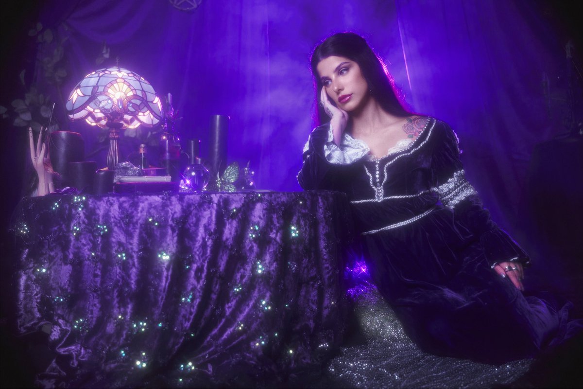 emackelder's tweet image. Medieval Whimsigoth Witch