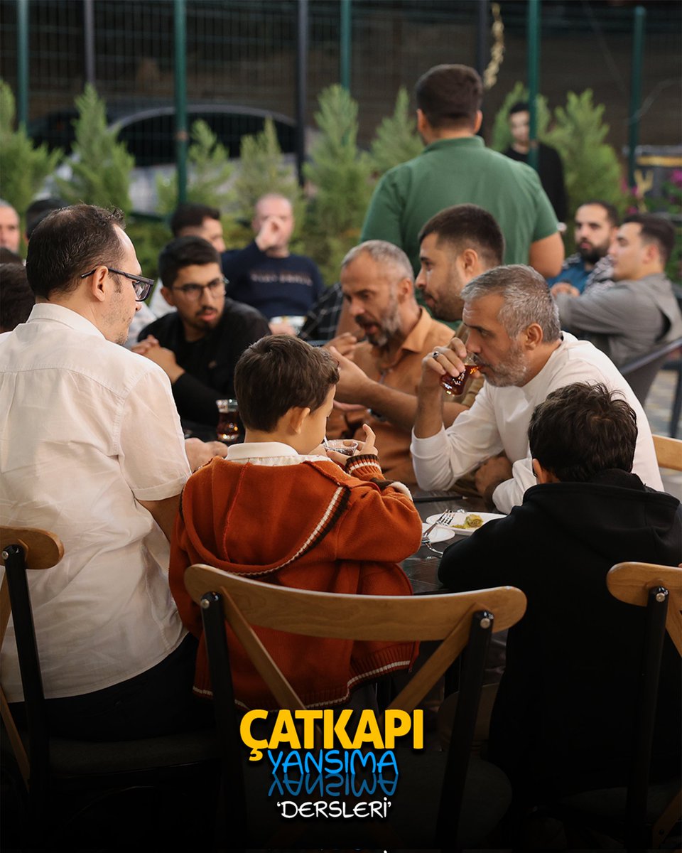 “Yansıma” derslerimizde, Allah’ın “Er-Rahîm” isminin merhamet dolu tecellisini hissetmeye çalıştık.

Rahîm; kulların yaptıklarını zayi etmeyip karşılığını verendir. (Bakara 143)

Rahîm; samimi kullarının ibadetlerindeki eksiklikleri tam kabul edendir. (Bakara 
199)

Rahîm;