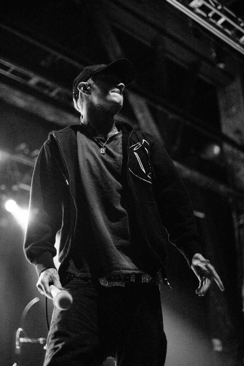 HowWeAreupdates's tweet image. Photos of @counterparts905 with @thrownsthlm @156Silence &amp;amp; @splitchainband at @TheParamountNY in Huntington, NY on 10-23-25. See more pictures here: tinyurl.com/3evnnst2 

📷:@TheAndyJimenez